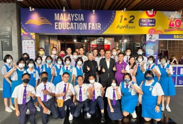 Bring SMJK Chung Ling BW students to Malaysia Education Fair